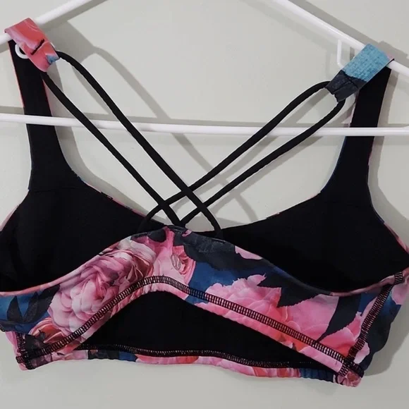 Lululemon Secret Garden Floral Free To Be Bra. XS - EUC - Picture 5 of 12